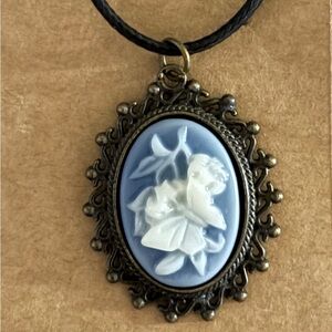 Vintage Cameo Pendant Necklace Blue and White Butterfly
